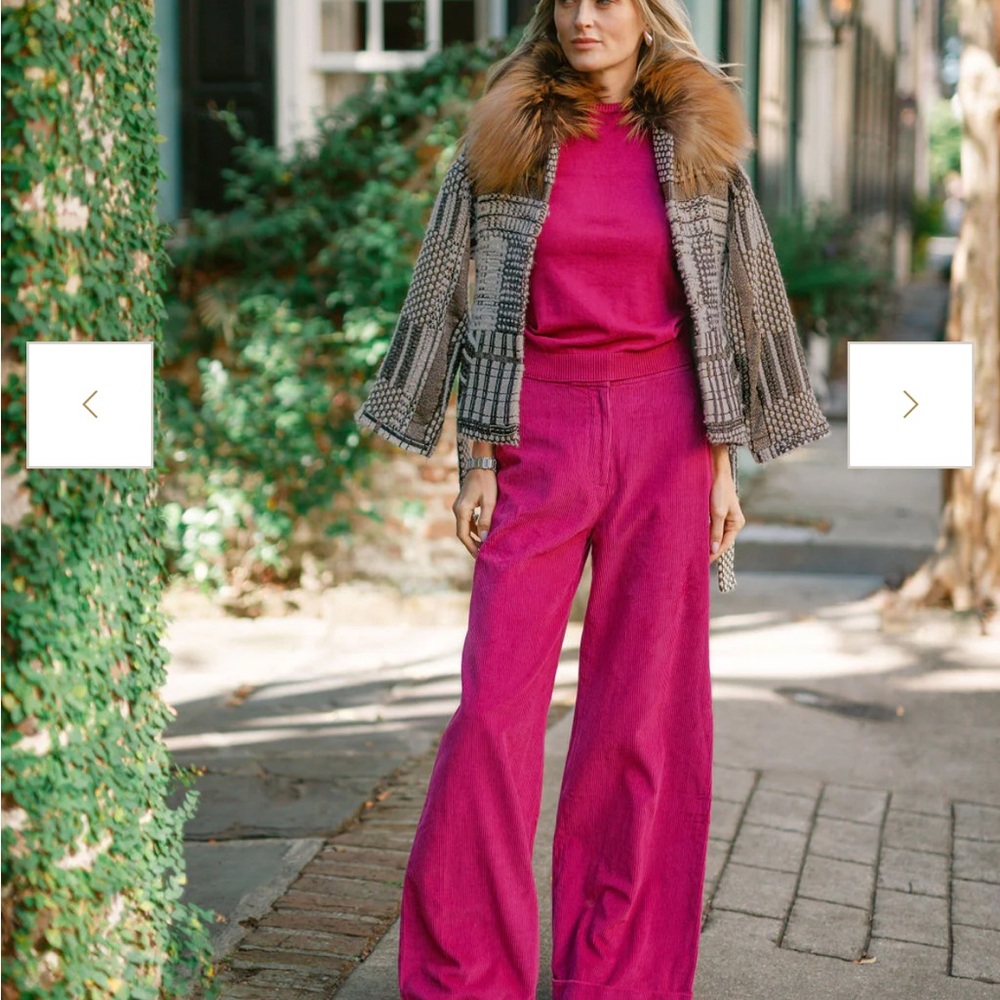 Julia Amory Julia pant Magenta corduroy Size L NWT